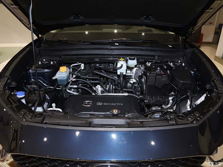 長(zhǎng)安馬自達(dá) 馬自達(dá)CX-30 EV 2021款 基本型 長(zhǎng)安馬自達(dá) 馬自達(dá)CX-30 EV 2021款 基本型