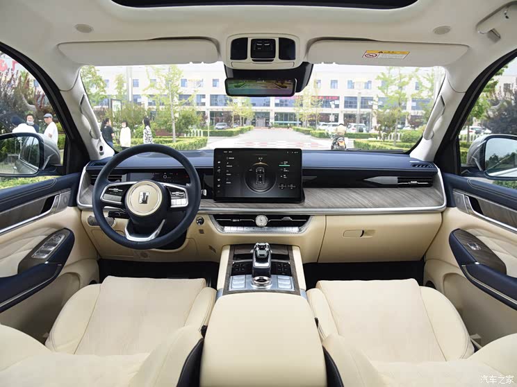 长城汽车 坦克500 2022款 运动版 试装车 长城汽车 坦克500 2022款 运动版 试装车