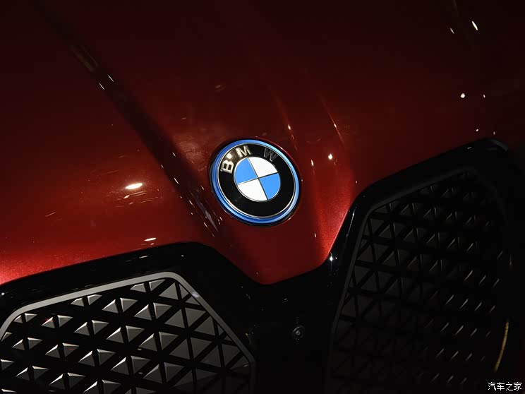 寶馬(進(jìn)口) 寶馬iX 2021款 xDrive50 寶馬(進(jìn)口) 寶馬iX 2021款 xDrive50