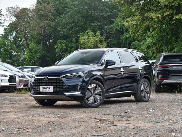 比亞迪 唐新能源 2021款 EV 四驅(qū)高性能版尊榮型 比亞迪 唐新能源 2021款 EV 四驅(qū)高性能版尊榮型