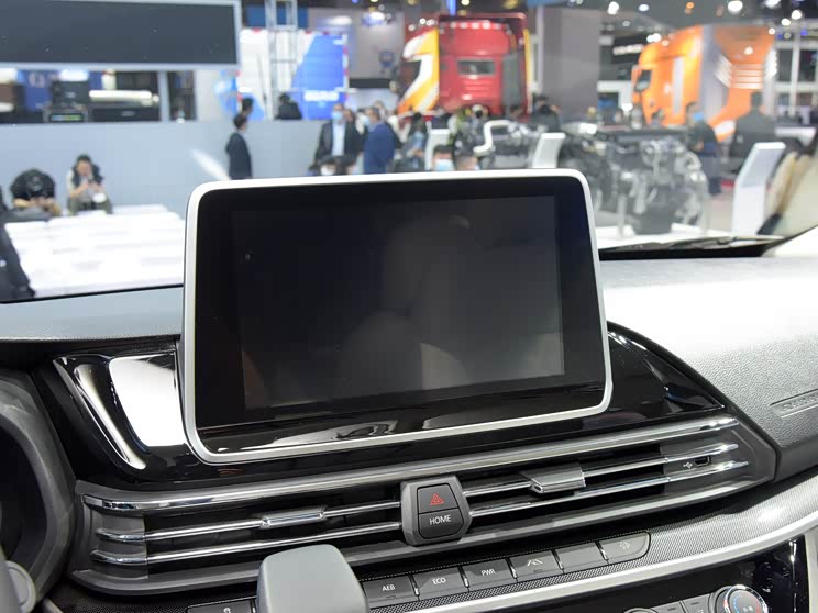 32.76万起 上汽大通MAXUS新增车型上市