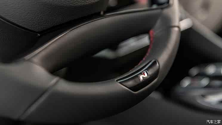 化身黑骑士 索纳塔N Line暗夜版官图