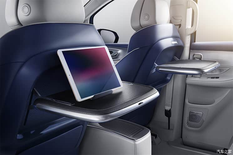 配置多处升级 新款荣威iMAX8官图发布