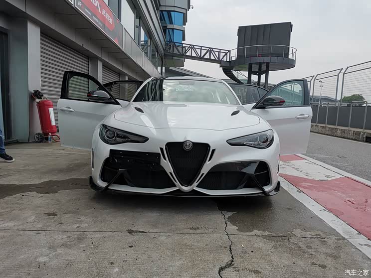 一眼爱上它 Giulia GTAm国内首次亮相