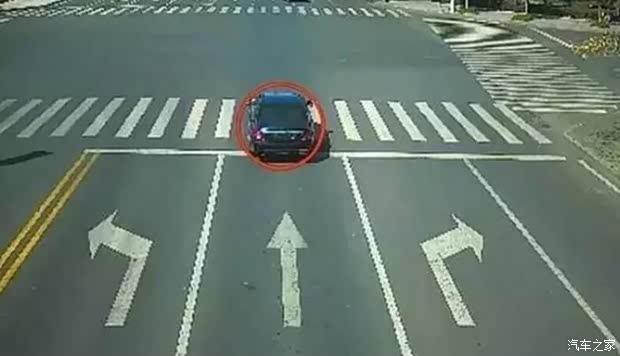 【说客】怎样才算闯红灯,需要抓拍到哪几张照片