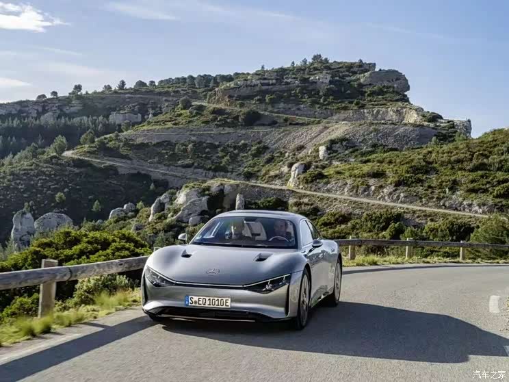 续航破千 奔驰VISION EQXX公布测试参数