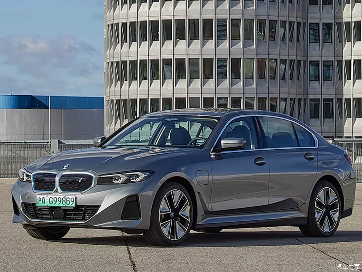 最大续航526km 全新宝马i3官图发布