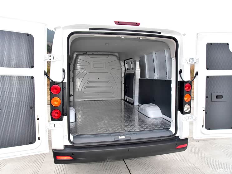 售8.96-9.98万元 远程星享V正式上市