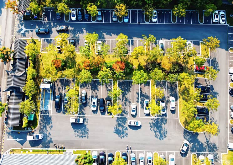 石家庄:停车位每个最高补贴10000元