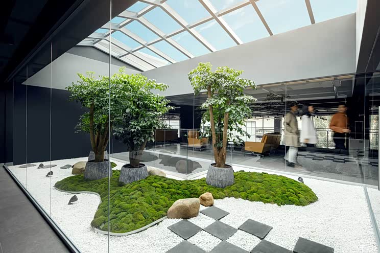 来了 全国首家捷尼赛思中心于上海揭幕