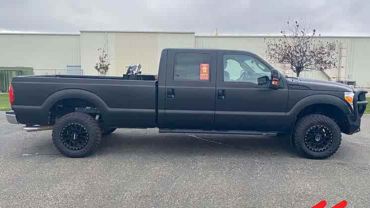 顶流明星都开啥? “侃爷”拍卖多款车型