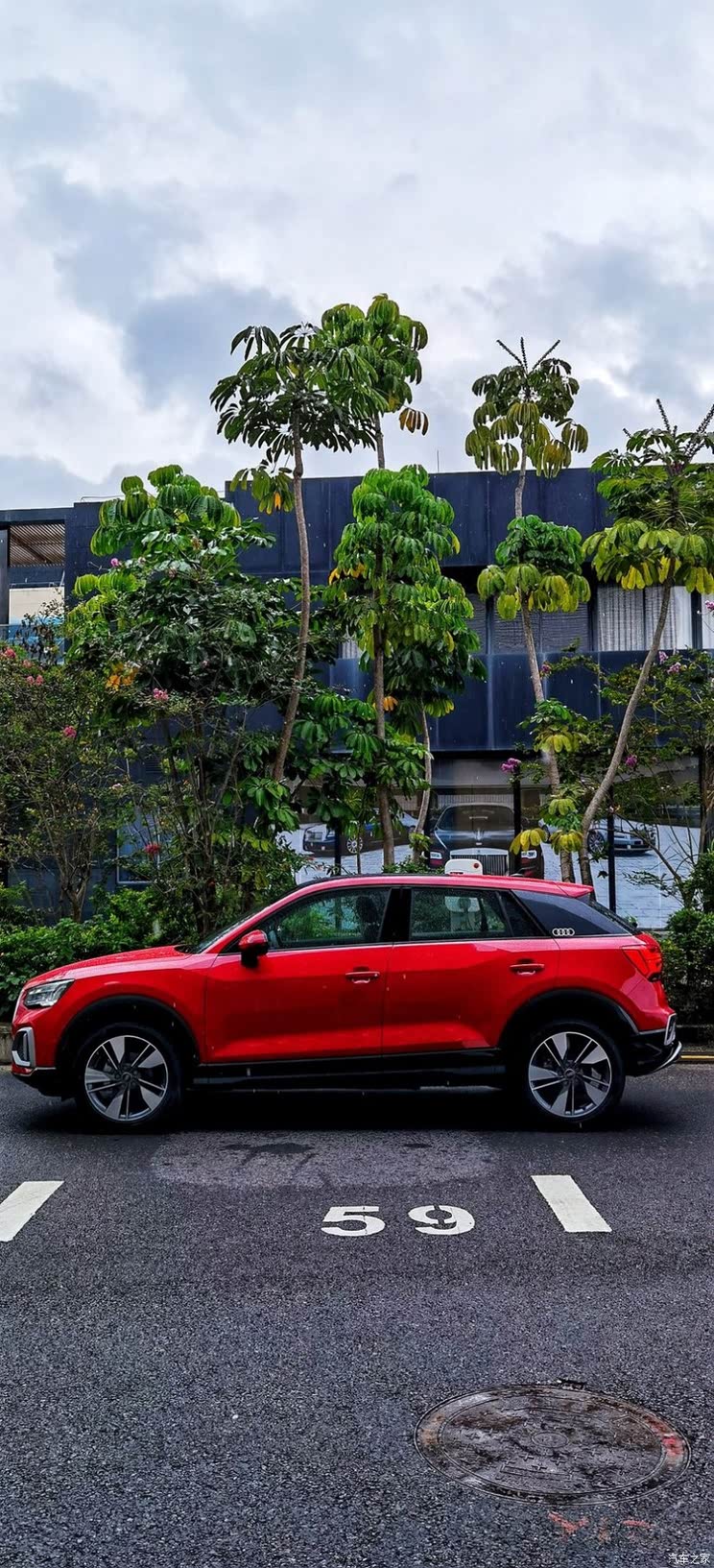 时尚圈的弄潮儿 新款奥迪Q2L实车图