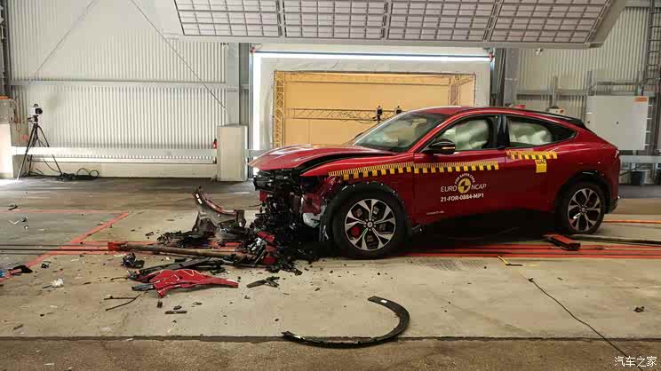 电动车安全吗?Mustang Mach-E碰撞结果