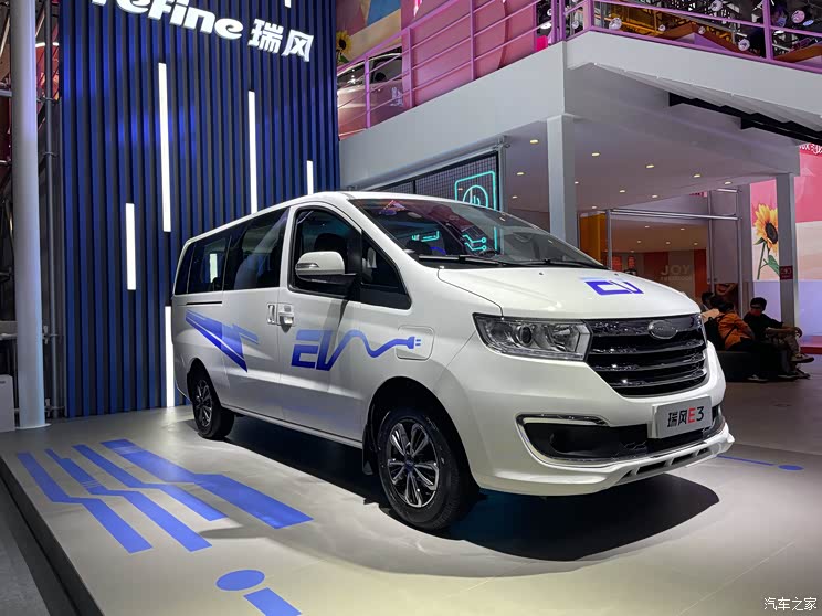 2021广州车展:江淮瑞风E3首发亮相