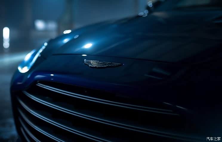 高性能版 阿斯顿·马丁DBX 707官图发布