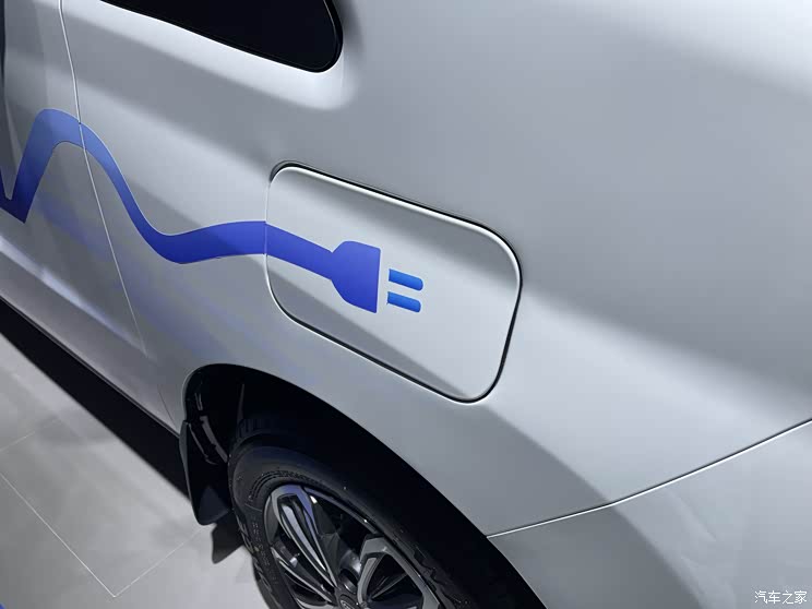 2021广州车展:江淮瑞风E3首发亮相