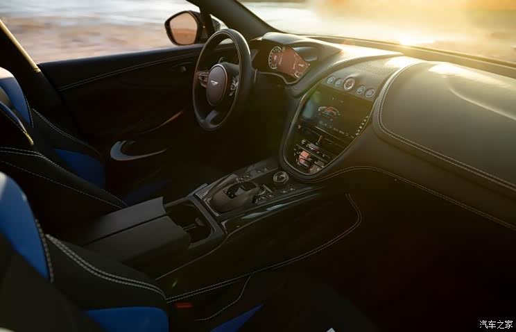 高性能版 阿斯顿·马丁DBX 707官图发布