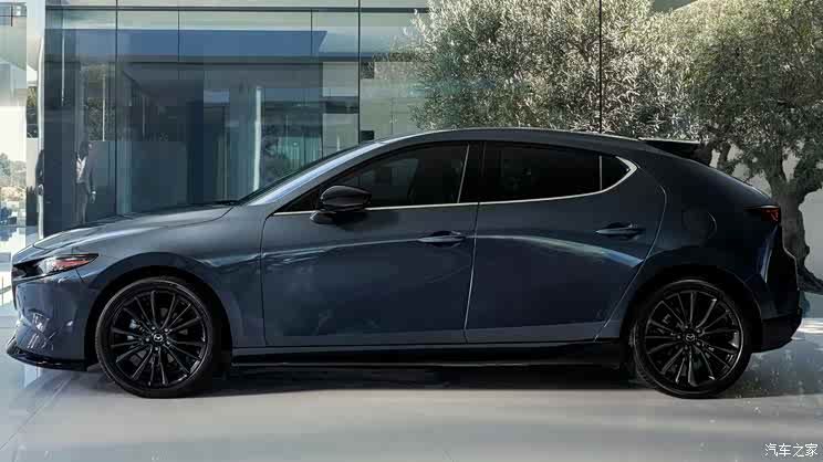 更动感 马自达3 Carbon特别版官图发布