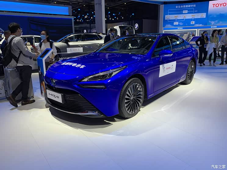 2021进博会:丰田全新Mirai量产版实车
