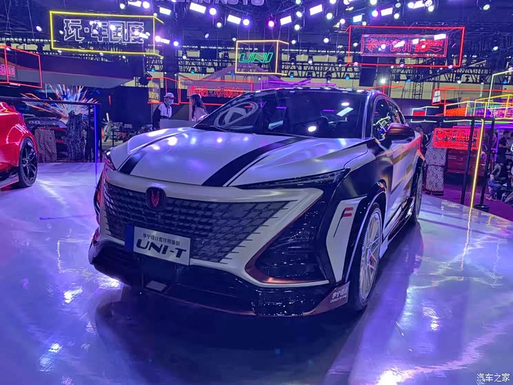 2021广州车展:长安UNI-T李宁联名款