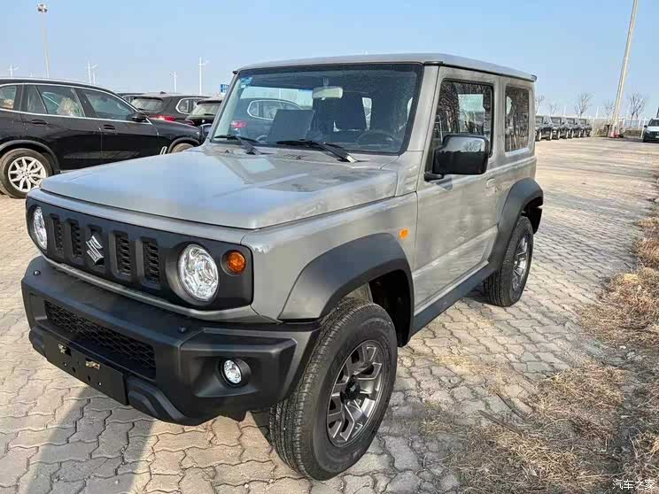 预售32.88万 网曝吉姆尼将平行进口引入