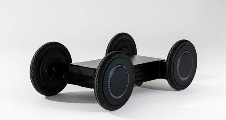 现代集团推出多功能小型移动平台MobED