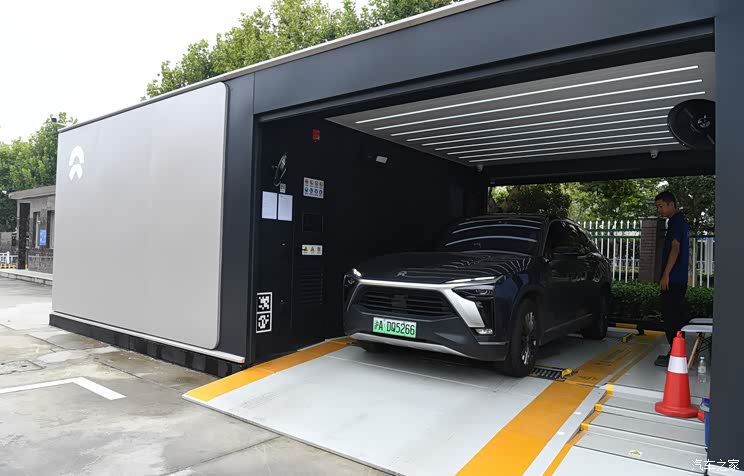 电池自由组合 宁德时代打响“换电战”