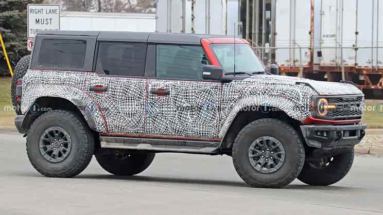 细节变化大 福特Bronco Raptor内饰谍照