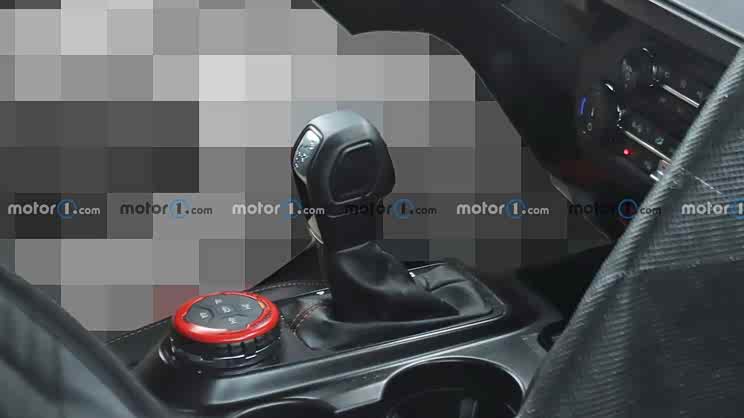 细节变化大 福特Bronco Raptor内饰谍照