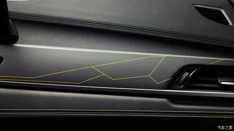 镶了个金边 宝马X2特别版车型官图发布