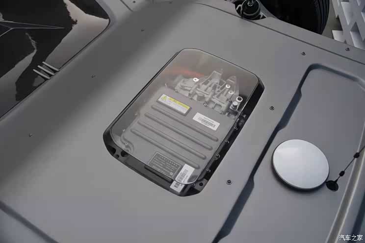 模块化解决方案 悠跑概念底盘/舱体首发