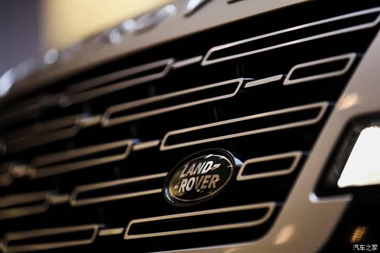 预售209.88万起 全新揽胜国内实车首发