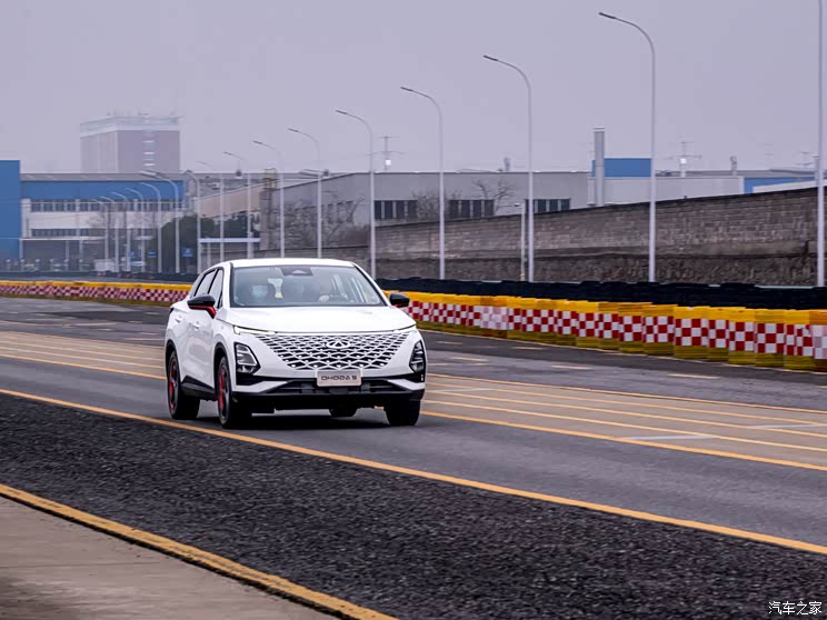 奇瑞OMODA 5能否胜任年轻人的新选择?