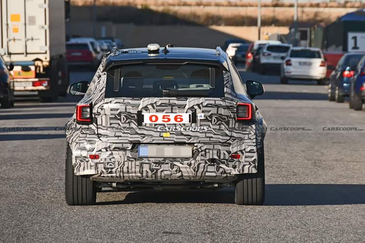 定位电动轿跑SUV Polestar 4谍照曝光