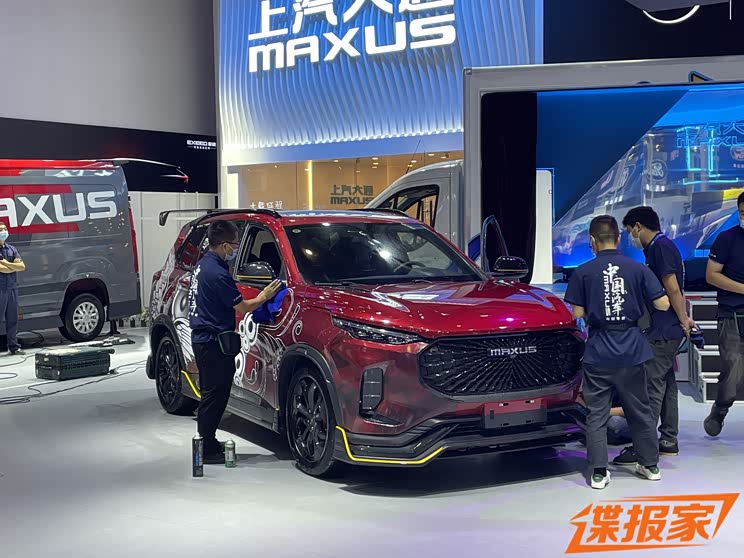 2021成都车展探馆：上汽大通D60改装车