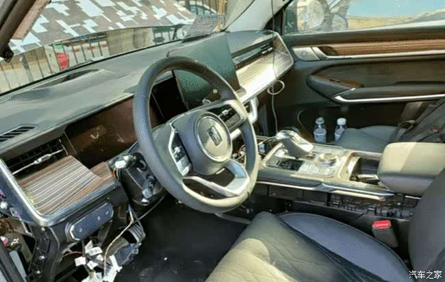 突出商务豪华 坦克500内饰谍照曝光
