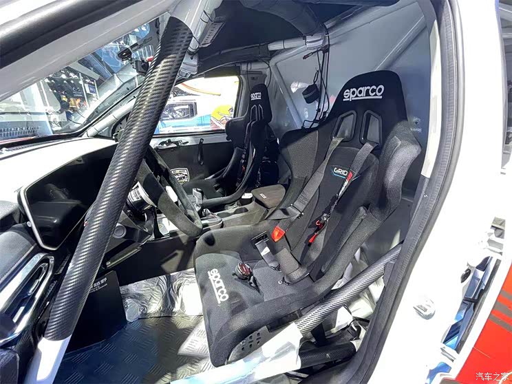 2021成都车展:上汽大通T90环塔版首发