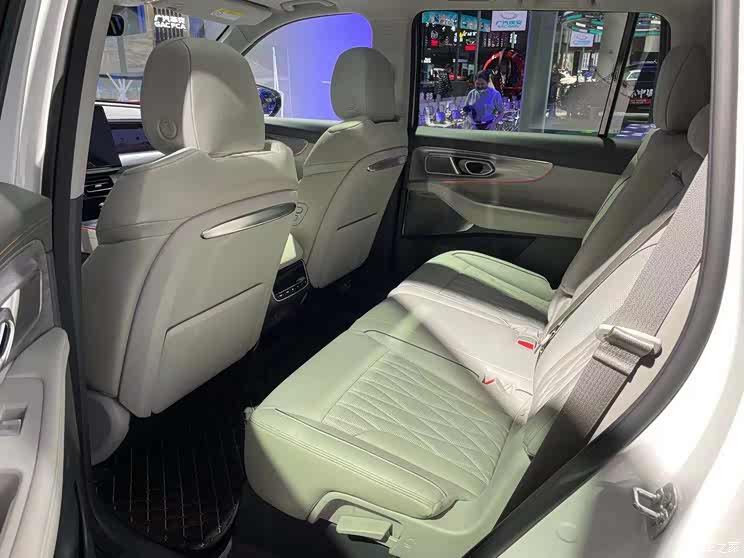 2021成都车展:传祺全新GS8内饰发布