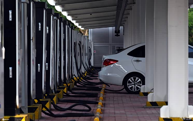 汽车之家井文兵：新能源汽车保值率之痛