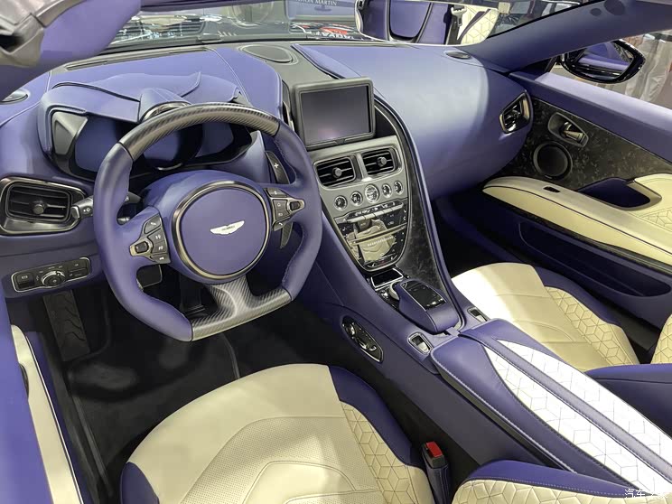 2021粤港澳车展:阿斯顿·马丁DBS定制版