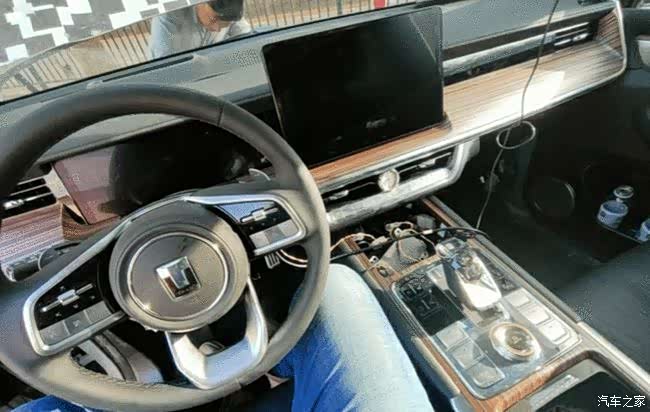 突出商务豪华 坦克500内饰谍照曝光