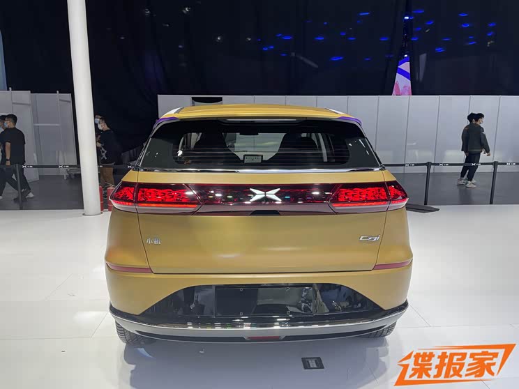 2021成都车展探馆:小鹏G3i/P7 NBA联名