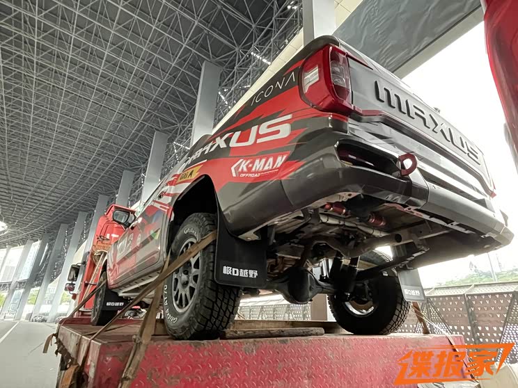 2021成都车展探馆:上汽大通皮卡改装车