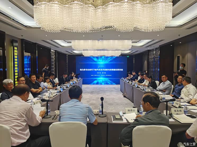 明年实现500万辆?新能源发展再提速