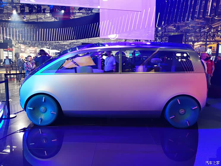 慕尼黑车展：MINI URBANAUT概念车亮相