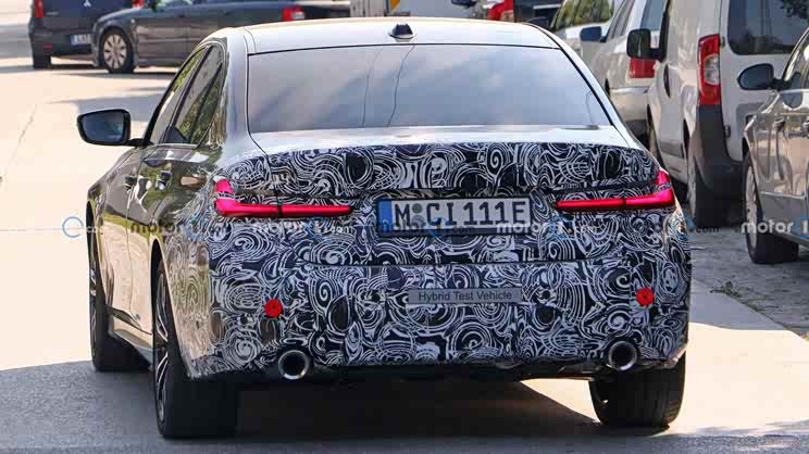 新款宝马3系插电混动版车型谍照曝光