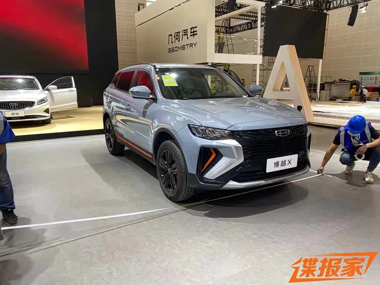 2021天津车展探馆:吉利博越X实车曝光
