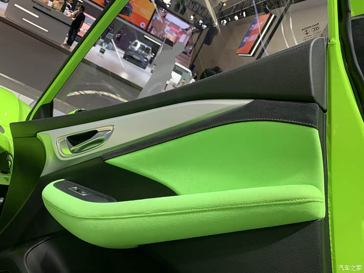 2021天津车展:R汽车 ER6特别版首发