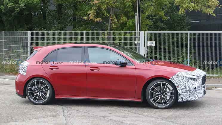 2022年发布 新款AMG  A 35测试谍照曝光