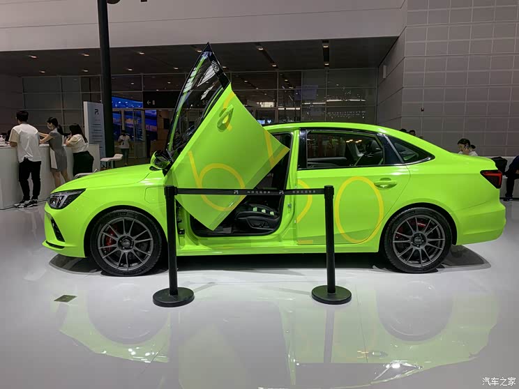 2021天津车展:R汽车 ER6特别版首发